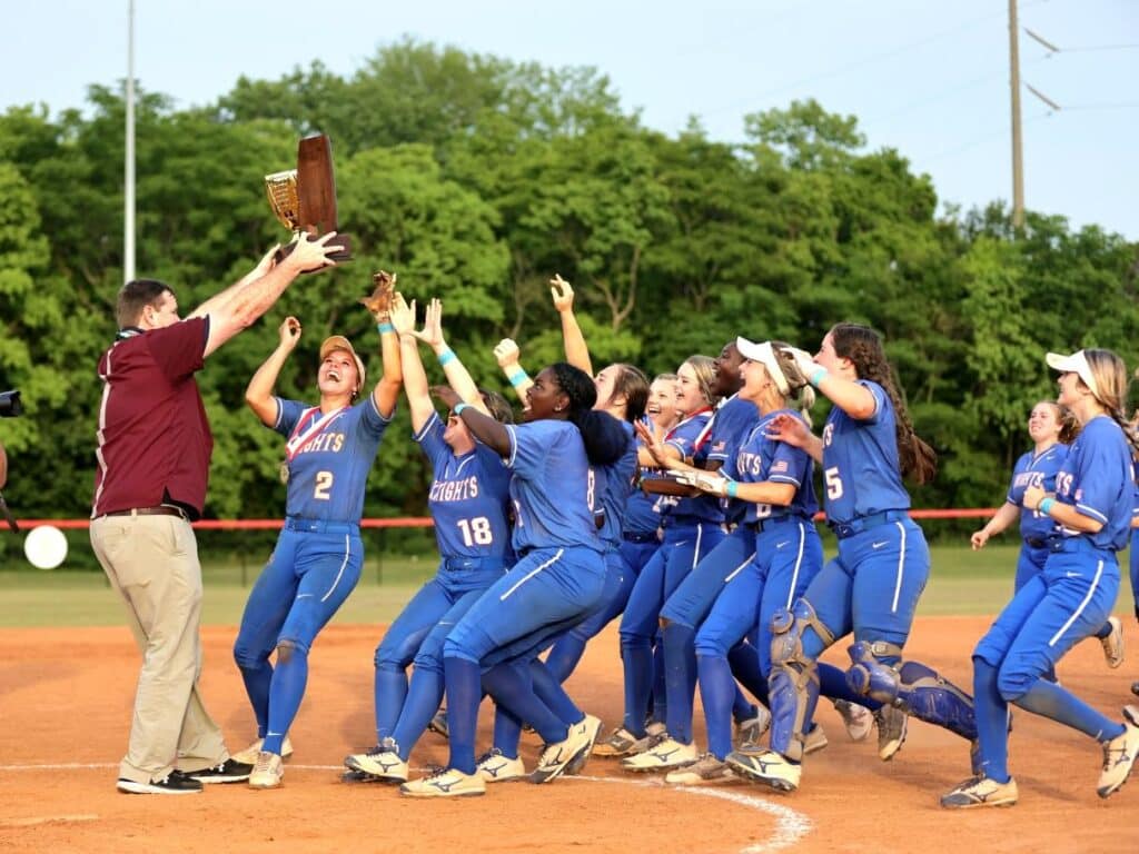 Fundraiser for Macon East Softball Team